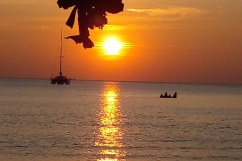 Coucher de soleil, bord de mer
